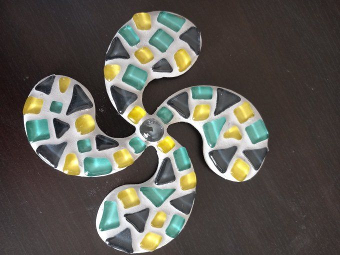 Croix-Basque Petit Modèle Verte-Jaune-Grise